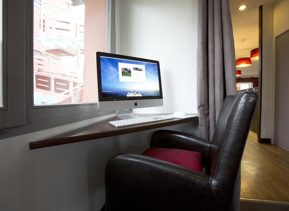 Sure Hotel By Best Western Biarritz Aeroport Esterno foto