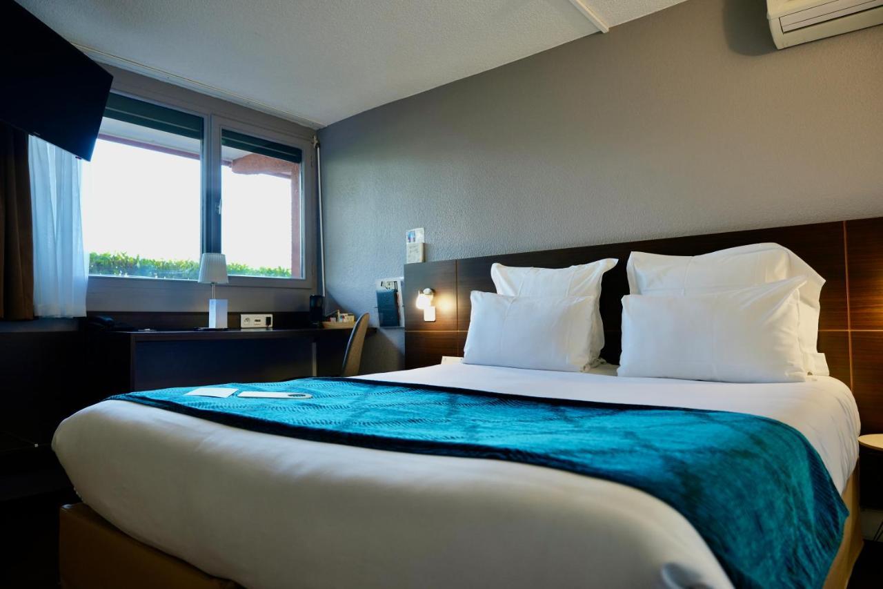 Sure Hotel By Best Western Biarritz Aeroport Esterno foto