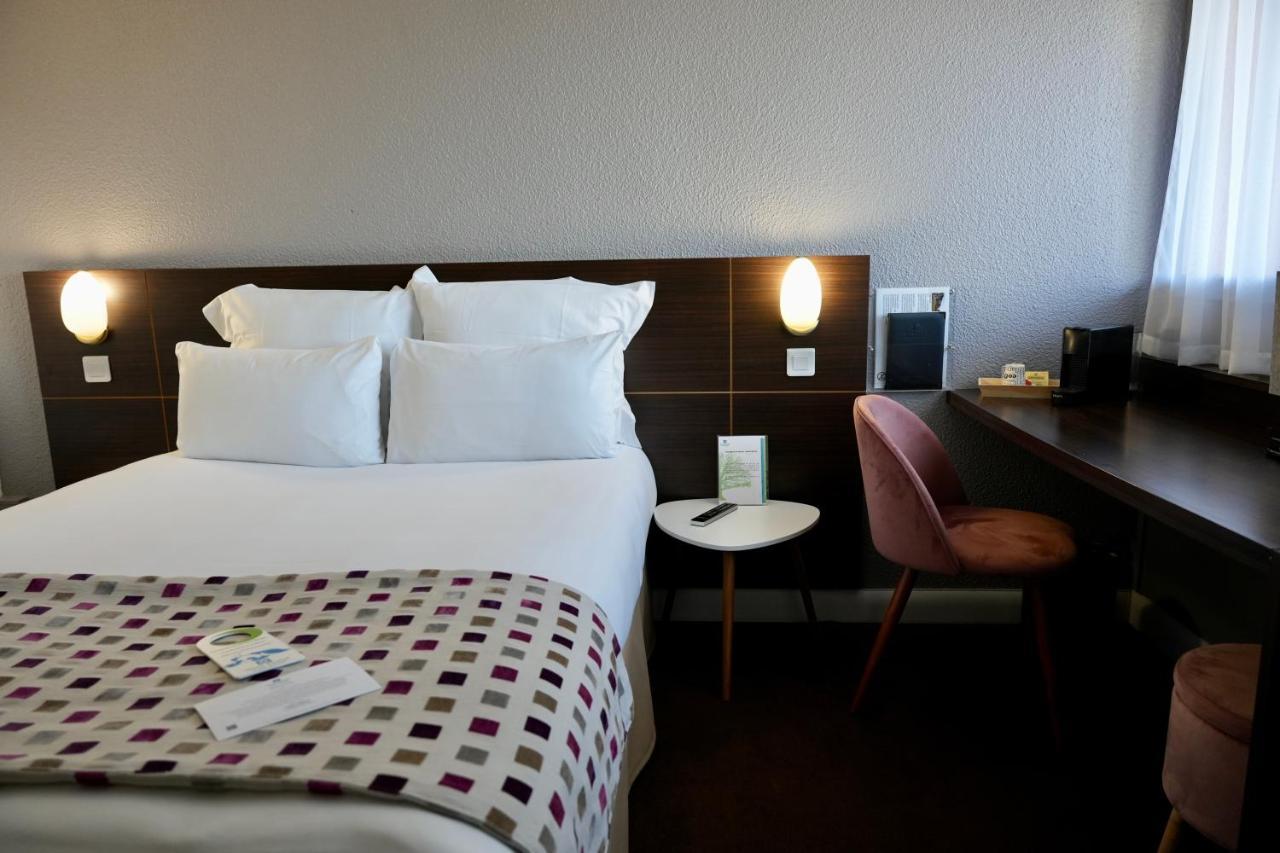 Sure Hotel By Best Western Biarritz Aeroport Esterno foto